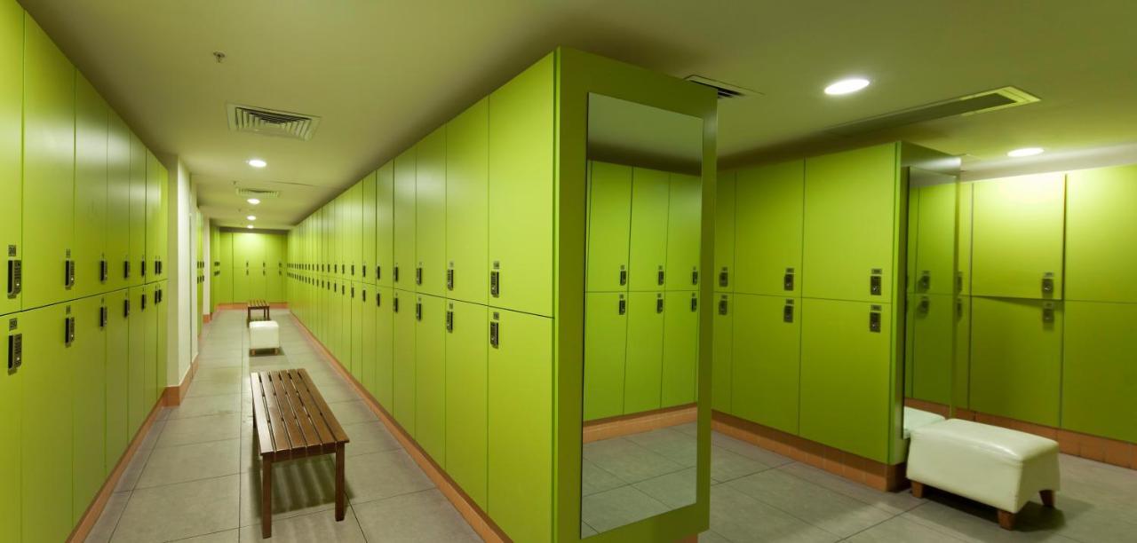 The Green Park Pendik Hotel Istanbul Exterior photo Locker room