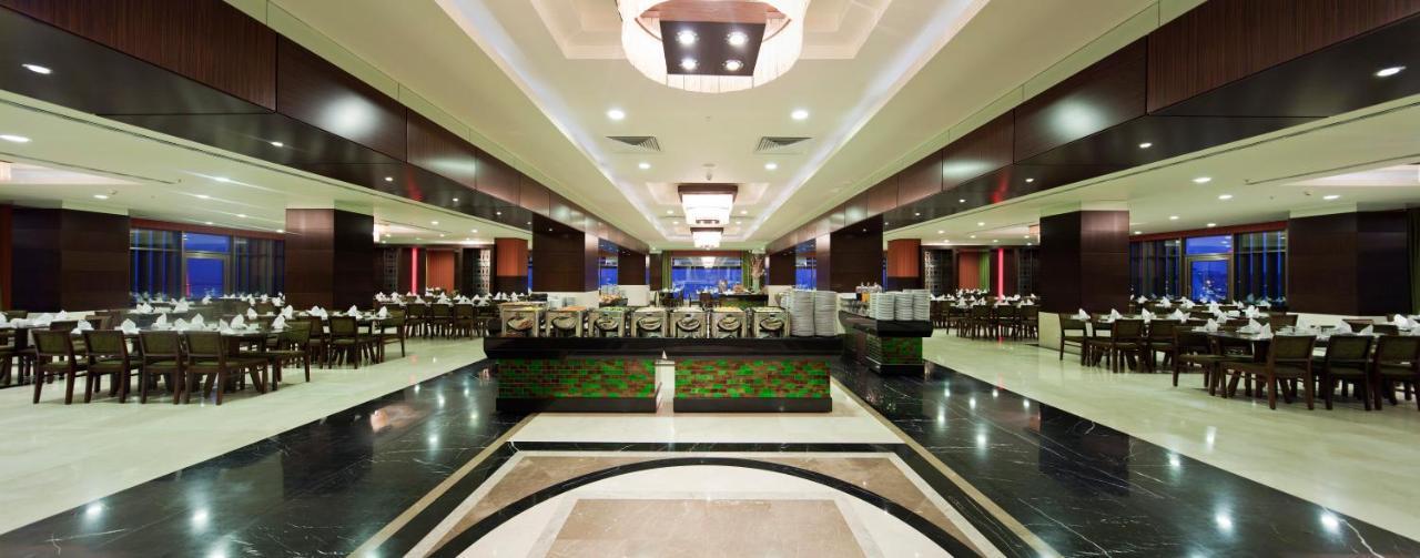 The Green Park Pendik Hotel Istanbul Exterior photo The restaurant